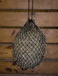 SLOW FEEDER HAY NET S BLACK